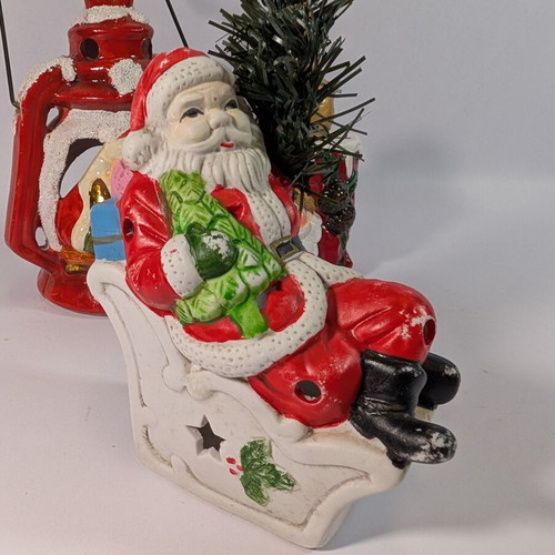 Christmas lanterns used, decorative set