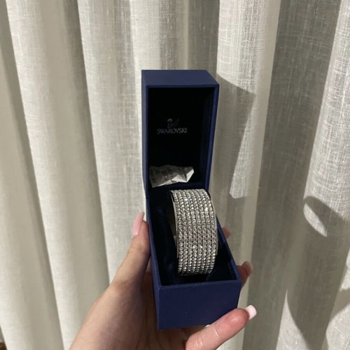 Swarovski bracelet bangle like new, silver