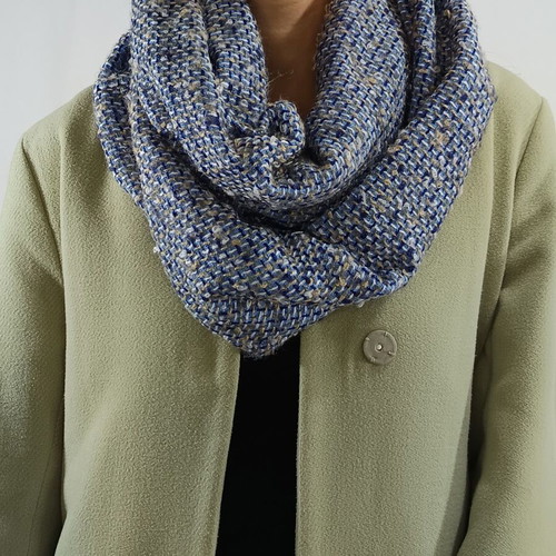 Esprit knitted infinity scarf like new, blue melange