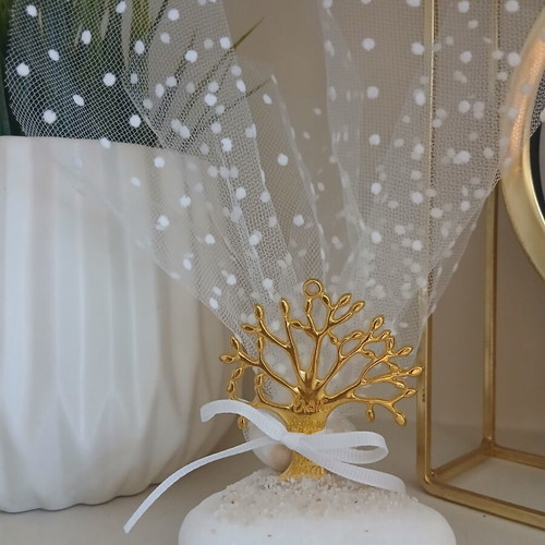 Tree of Life Wedding Favors new, pack of 50 with pebble