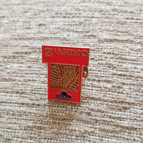 Vintage Metal Chocolate Pins Collection, 6 pcs, 90s brands
