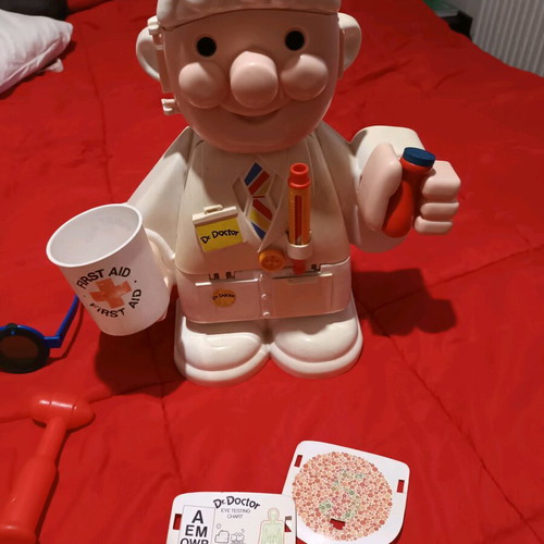 Dr Doctor vintage toy 1988 used with medical accessories