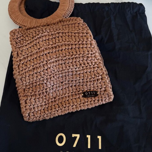 0711 brown raffia bag like new