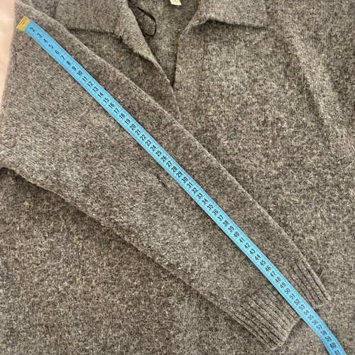 H&M sweater with collar like new, gray, size small