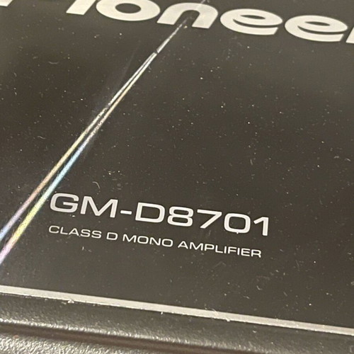 Pioneer Car Amplifier 1 Channel GM-D8701 like new