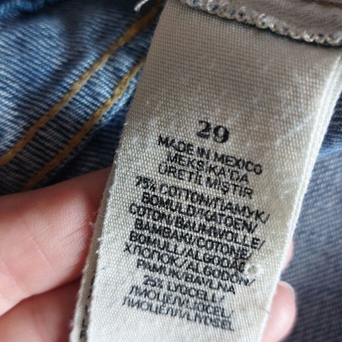 Ralph Lauren women's jeans like new with front rips size 29