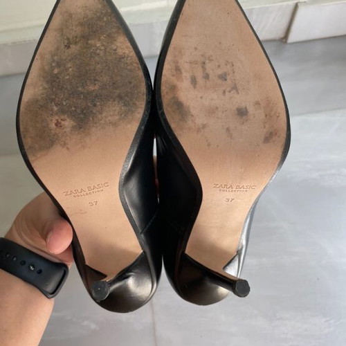 Zara leather pumps size 37 like new, 9cm heel, black