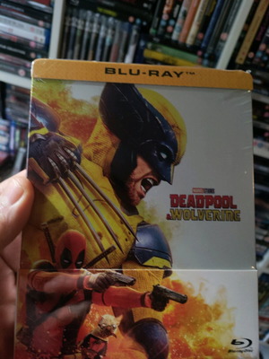 Deadpool vs Wolverine steelbook Blu-Ray new