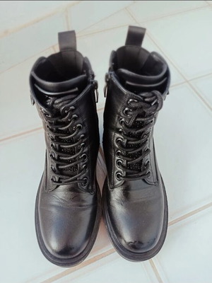 Lumberjack women combat boots size 37 like new, black