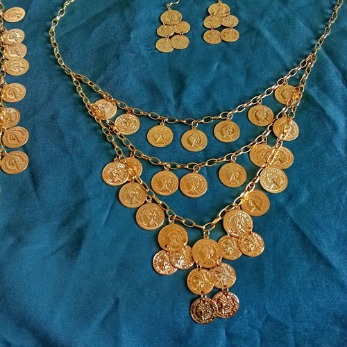 Unique jewelry set necklace, bracelet and earrings, new, copper-zinc alloy