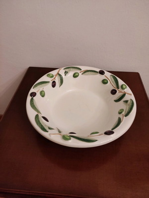 Ceramic bowl handmade with olive design Clementi Italy like new