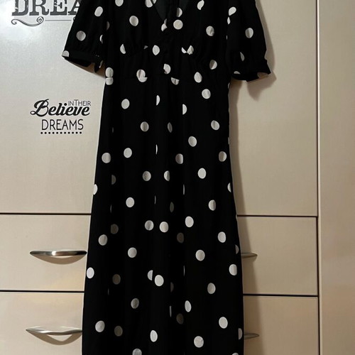 Maxi dress lightly used, size M, black and white