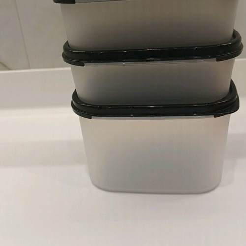 Tupperware set of three containers new, 1.9 liters and two 850ml