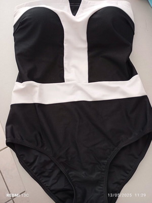 Solano one-piece swimsuit new, size 46, black and white