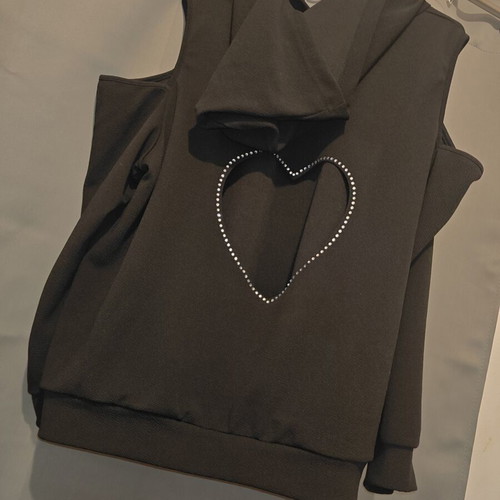A-Style crepe blouse like new, size XXL, black with heart back cutout