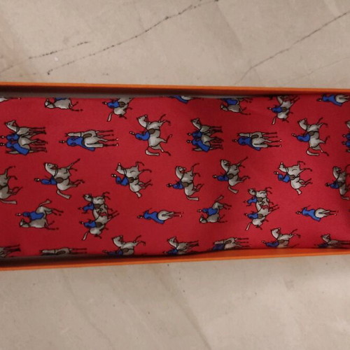 Hermes silk tie red like new, vintage