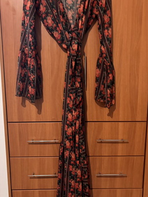 Vassia Kostara maxi kimono like new, black and red