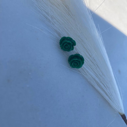 Handmade rose earrings new in deep green color