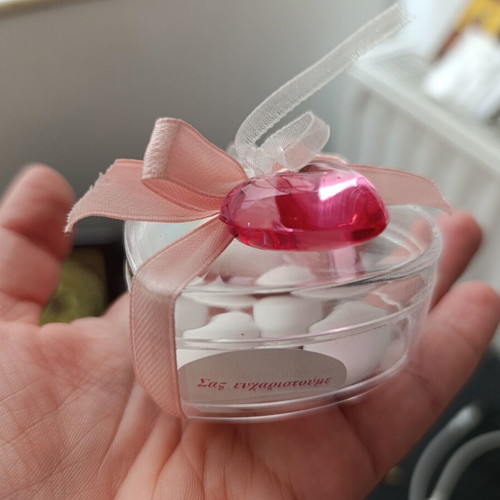 Plastic heart bombonieres pack of 14 like new, pink decoration