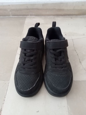 Nike αθλητικά παπούτσια μέγεθος 29.5 σαν καινούργιο, μαύρα