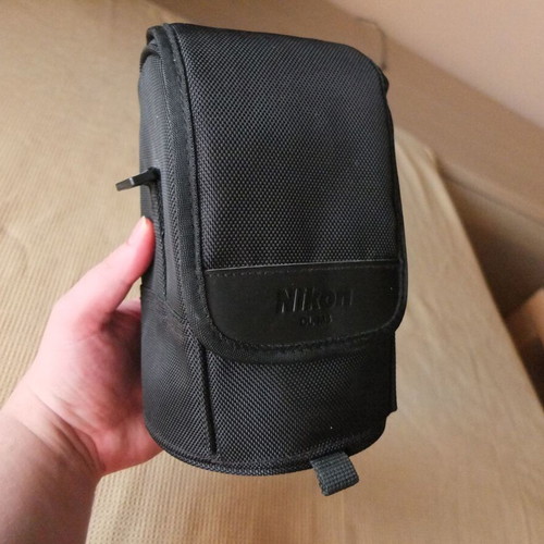 Nikon CL-M3 lens case like new for 14-24mm and 24-70mm lenses