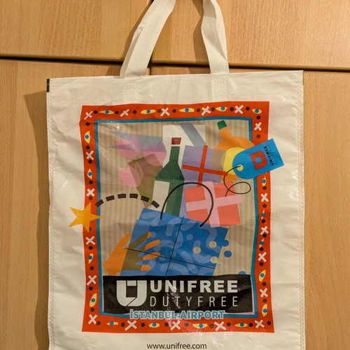 Unifree Duty Free bag from Istanbul Airport like new, multicolored