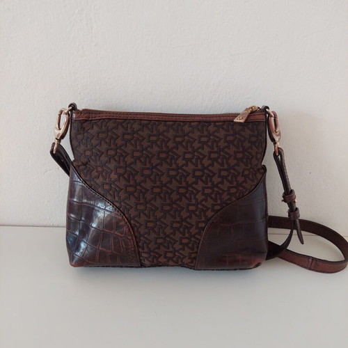 DKNY crossbody bag used, leather and fabric, medium size, brown