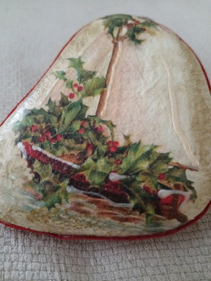Handmade Christmas decoration like new, painted stone