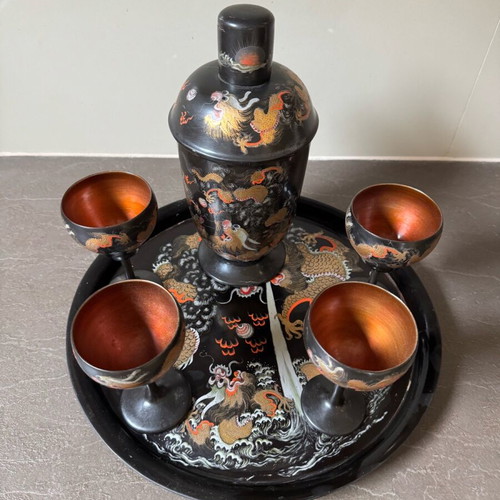 Chinese cocktail set used with tray, shaker and 4 glasses