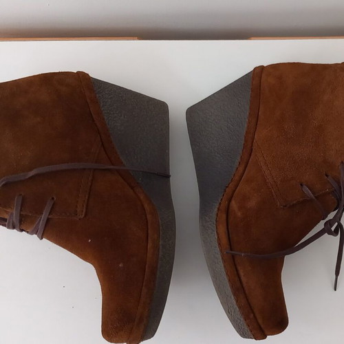 Alpe leather ankle boots size 37 like new, cinnamon color