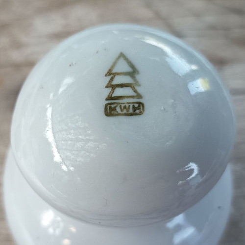 OTE Insulator used, height 11 cm, diameter 6 cm