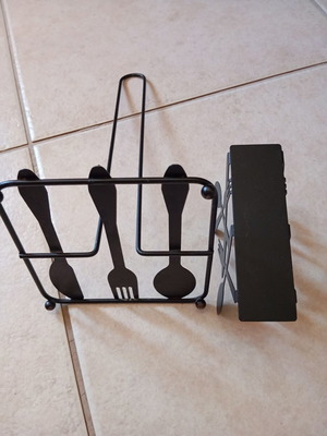 Kitchen accessories set with cutlery silhouettes, black metal