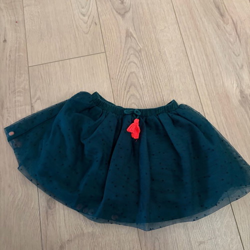 Skirt 3 years old like new