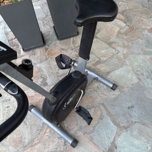 JetStream stationary bike like new with measurement functions