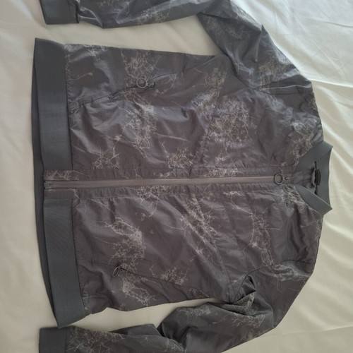 Oysho women's breathable sports jacket, like new, gray