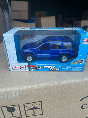 Maisto toy cars new, various metal models