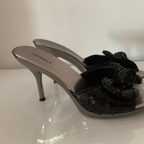 Sandal used size 38, black, German brand