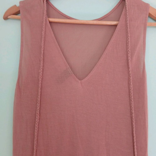 Minkpink maxi dress size M like new, beige