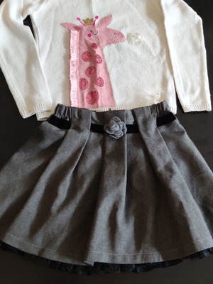 Girls' clothes used, set size 9-10, skirt and blouse