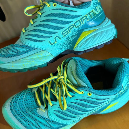 La Sportiva Akasha women's shoes new, athletic, size 38, multicolor green