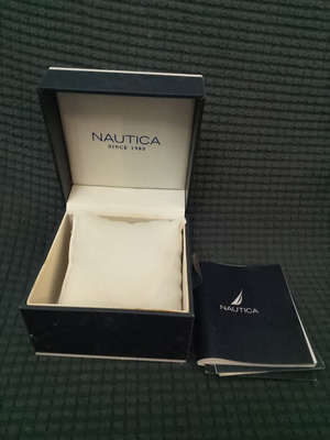 Nautica A 13650 G watch box used with booklet and pillow
