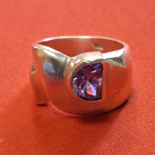 Silver ring used, with 925 hallmark, adjustable size