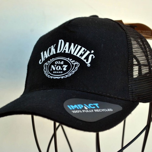 Jack Daniel’s black trucker hat like new, one size