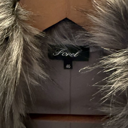 Forel gray coat with detachable synthetic fur, like new, size M