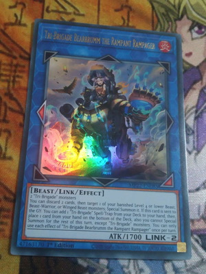 Tri-Brigade Bearbrumm the Rampant Rampager κάρτα Yu-Gi-Oh! μεταχειρισμένη Ultra Rare