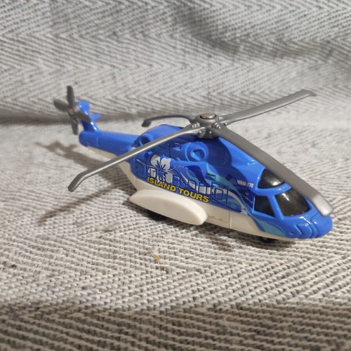 Matchbox Mission Chopper Island Tours helicopter used, 11cm, 2003