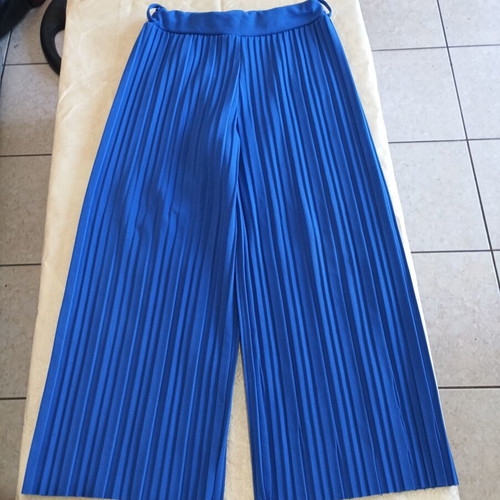 Pleated pants one size electric blue like new