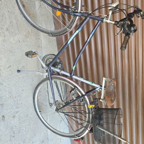 Bicycle used, city type, blue, V-brakes, saddle replaced