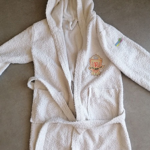 Children's bathrobe with belt used
