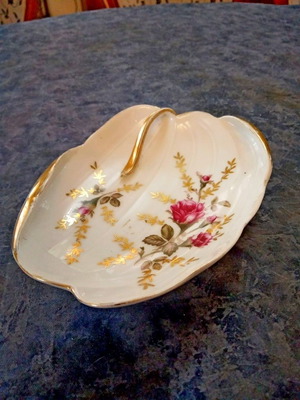 Porcelain plate Oftriart Moss Rose vintage 1930